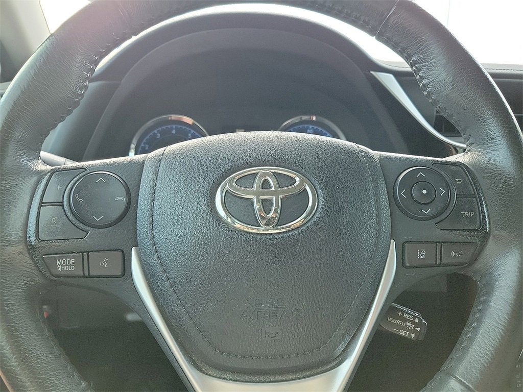 2018 Toyota Corolla XLE XSE photo 23