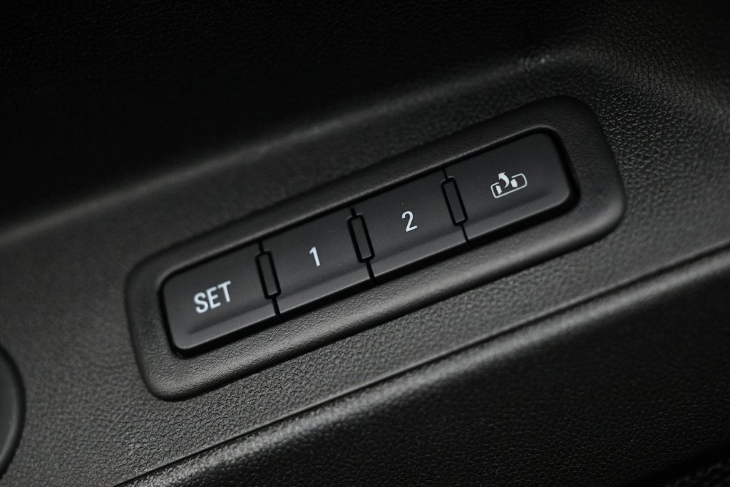 2020 Chevrolet Equinox Premier photo 13