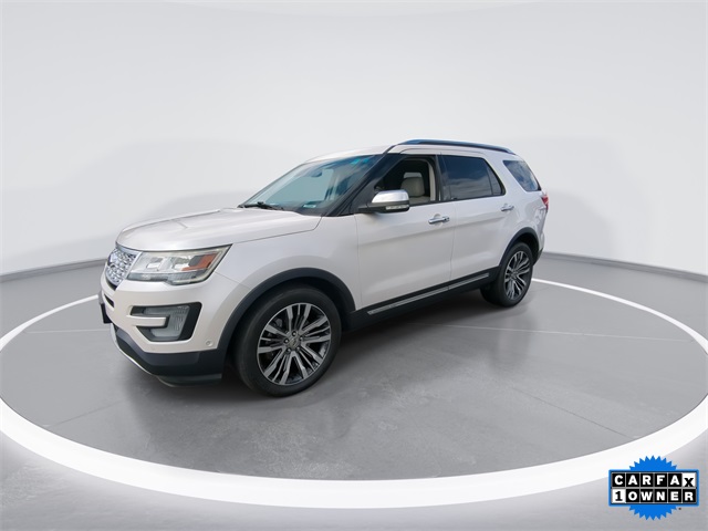 2017 Ford Explorer Platinum photo 3