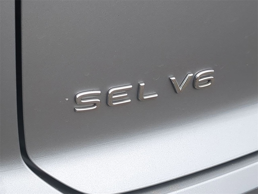 2022 Volkswagen Atlas Cross Sport V6 SEL Premium R-Line photo 23