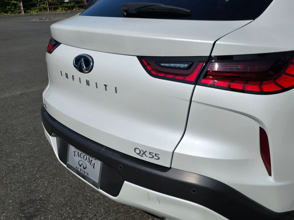 2024 Infiniti QX55 Luxe photo 14