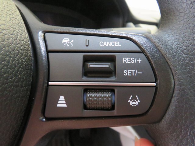 2025 Honda Accord LX photo 9