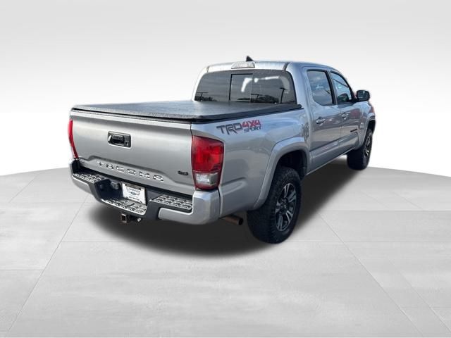 2017 Toyota Tacoma SR V6 photo 7