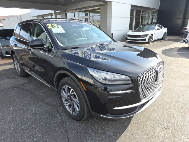 2023 Lincoln Corsair Base