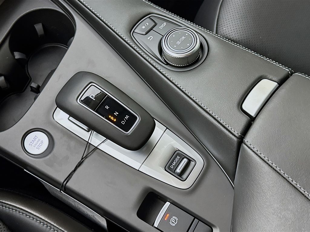 2025 Infiniti QX50 Luxe photo 17