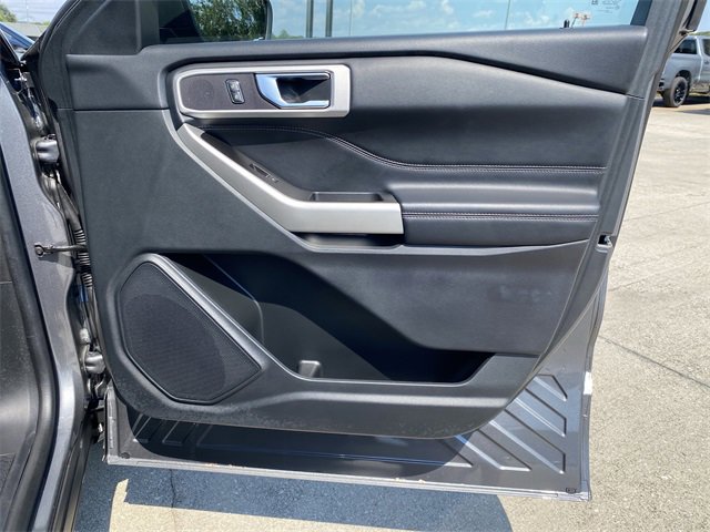 2022 Ford Explorer XLT photo 24