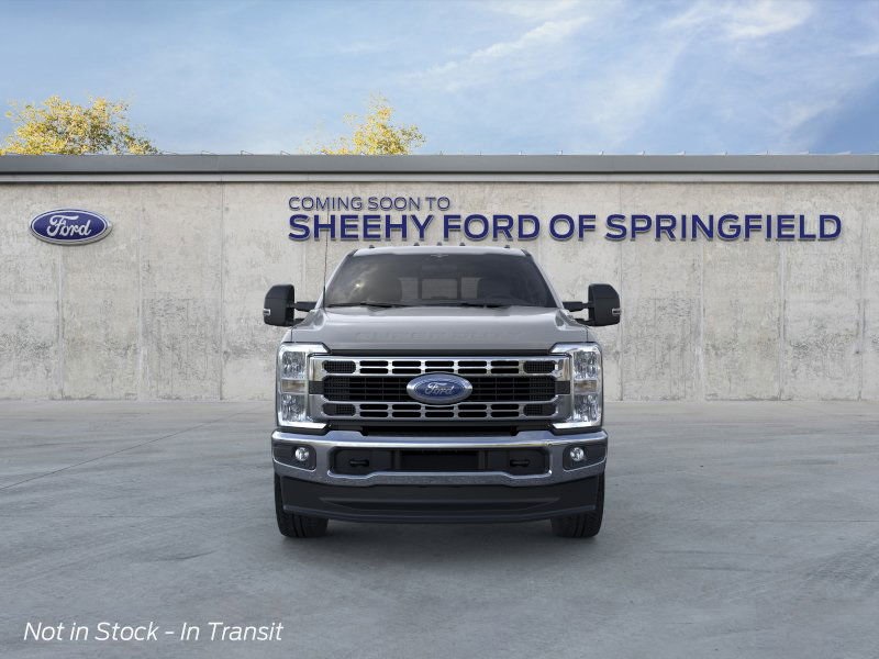 2025 Ford F-350 photo 2
