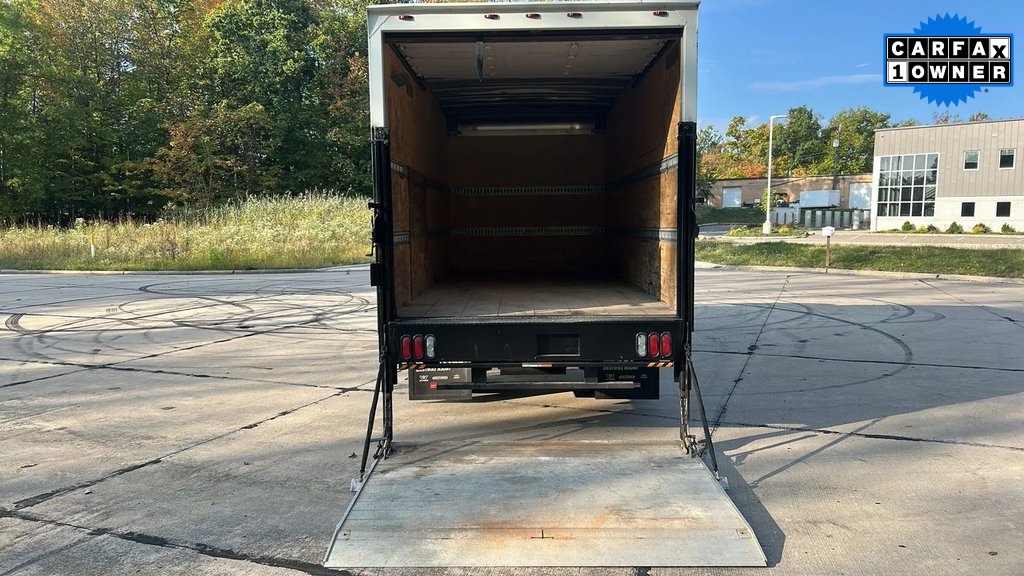 2019 Isuzu NQR photo 3