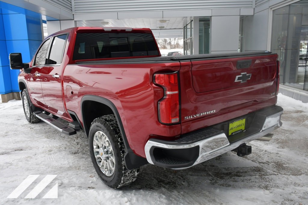 2025 Chevrolet Silverado 2500HD LTZ photo 4