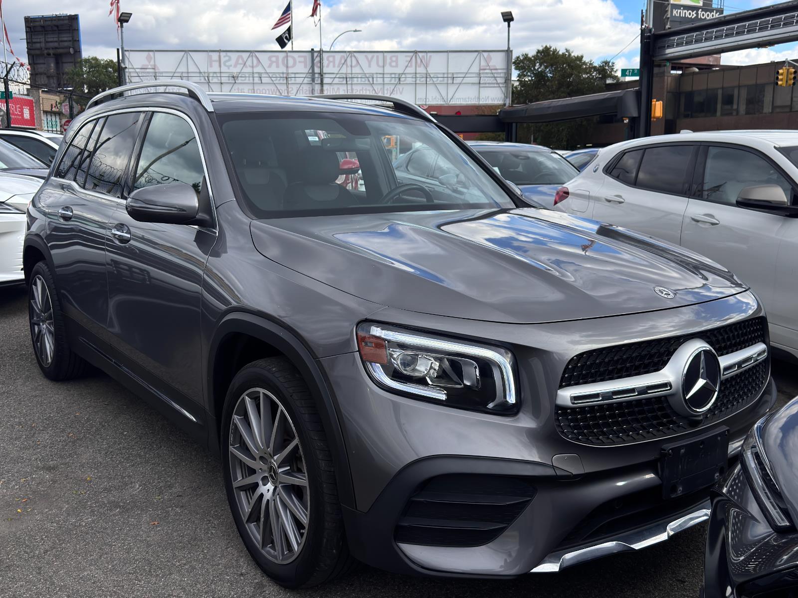 2021 Mercedes Benz GLB 250 4MATIC photo 3