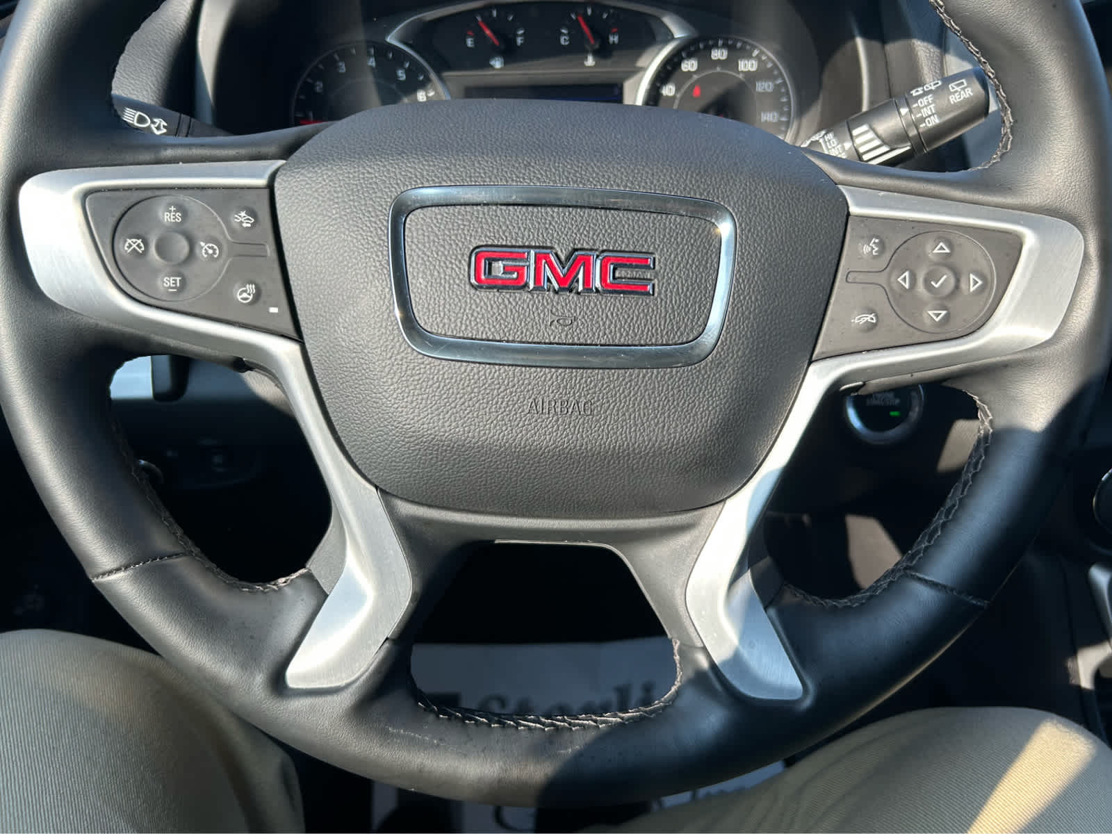 2024 Gmc Terrain SLT photo 13