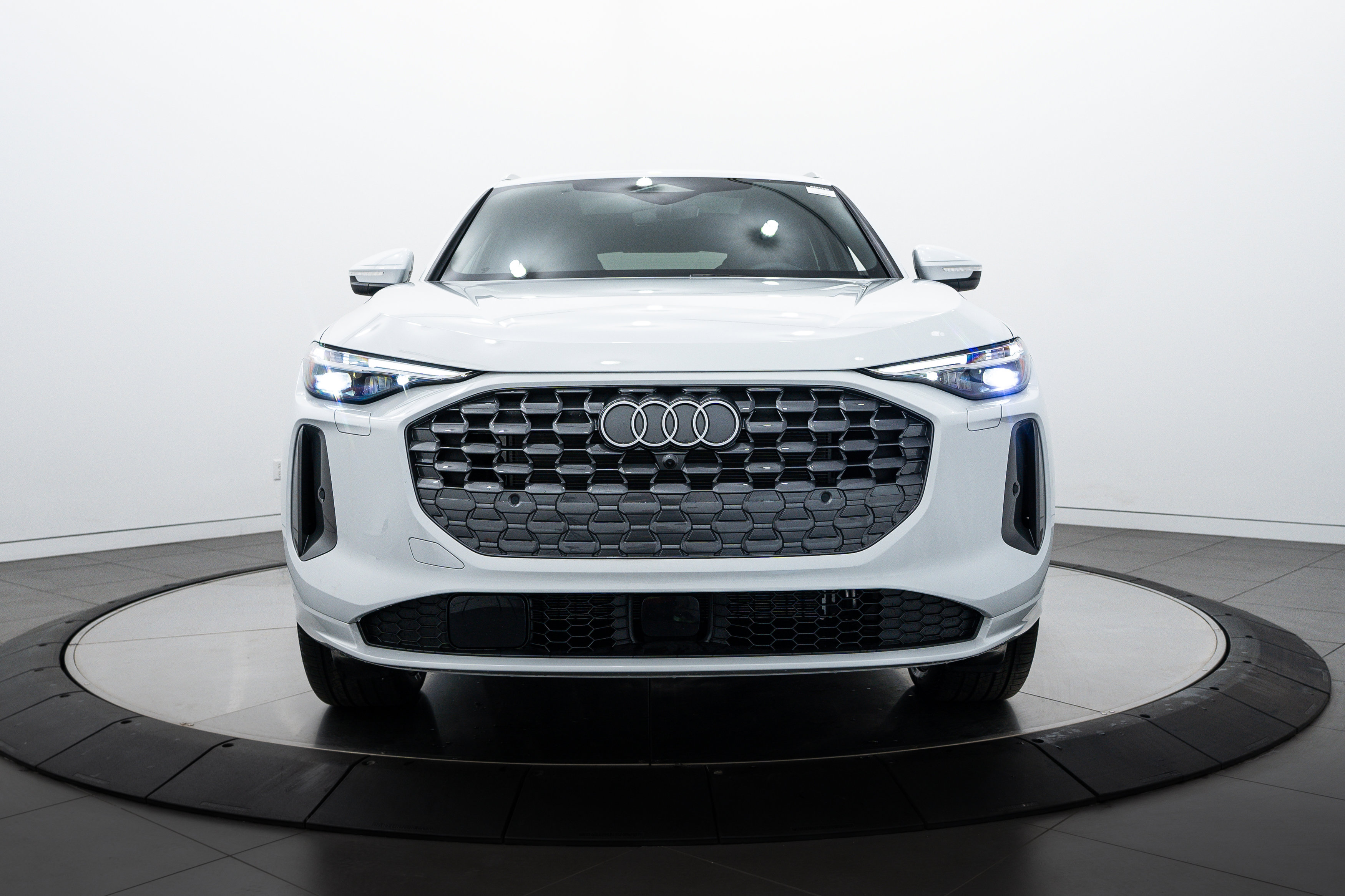 2025 Audi Q5 Premium Plus photo 14