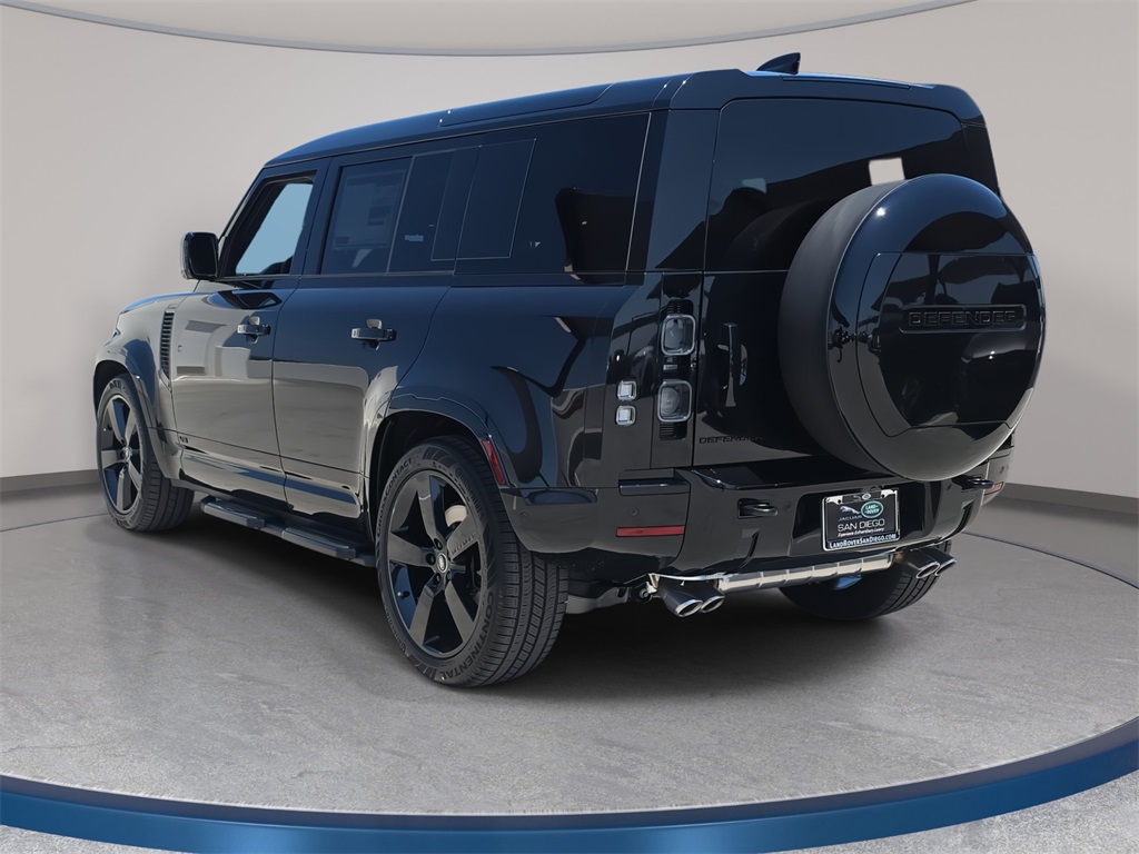 2025 Land Rover Defender 110 V8 photo 7