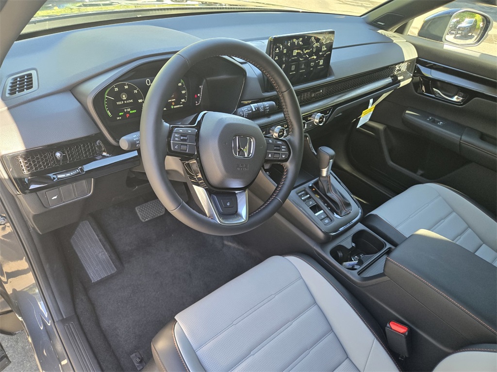 2026 Honda CR-V Hybrid Sport Touring photo 4