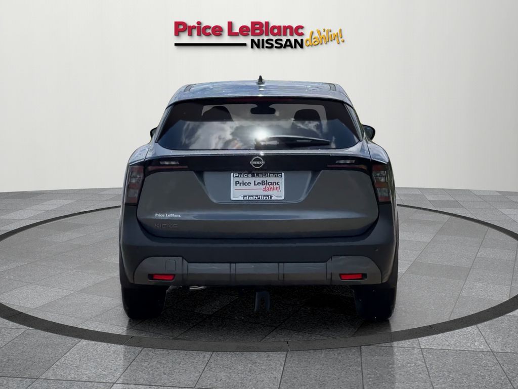2025 Nissan Kicks SV photo 6