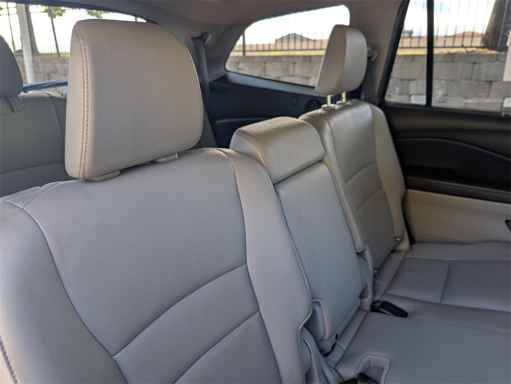 2019 Honda Pilot EX-L photo 20