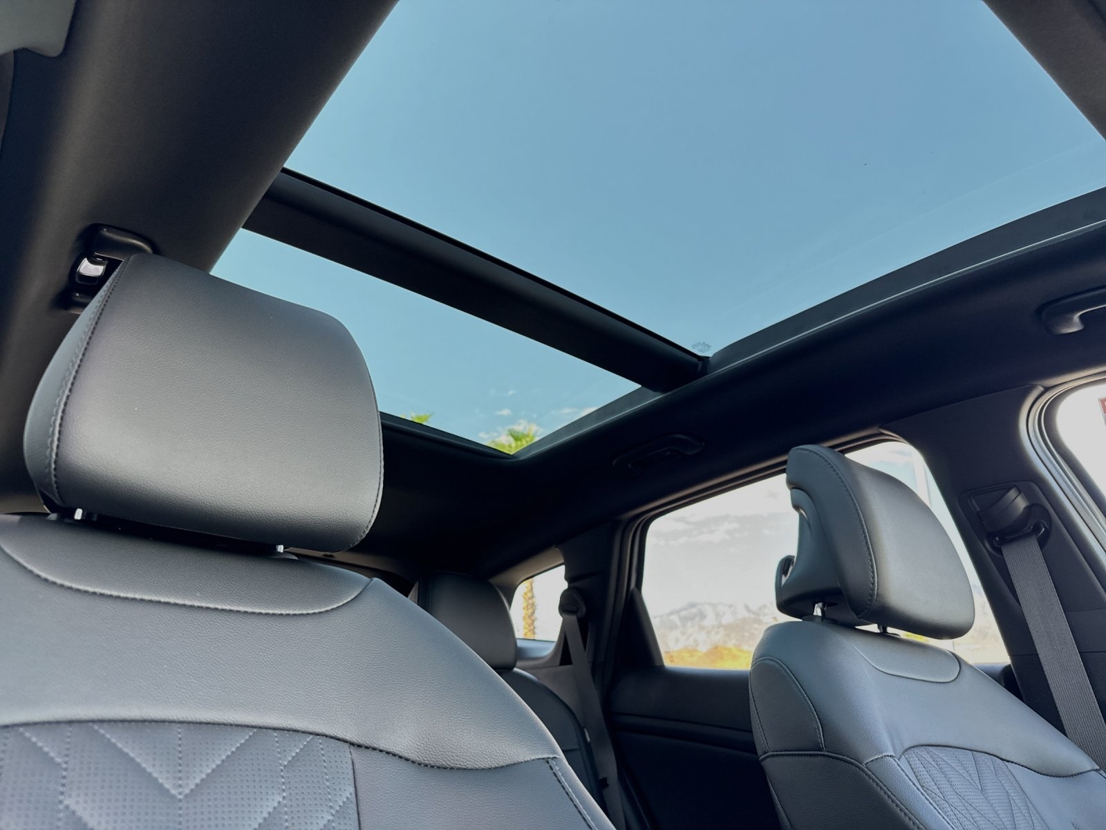 2025 Kia Sportage X-Line photo 16