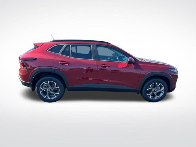 2025 Chevrolet Trax LT photo 5