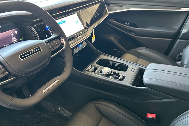 2025 Jeep Wagoneer S Limited photo 2