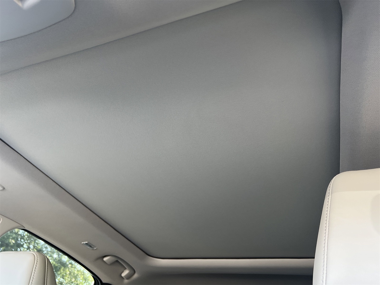 2025 Nissan Murano SL photo 10