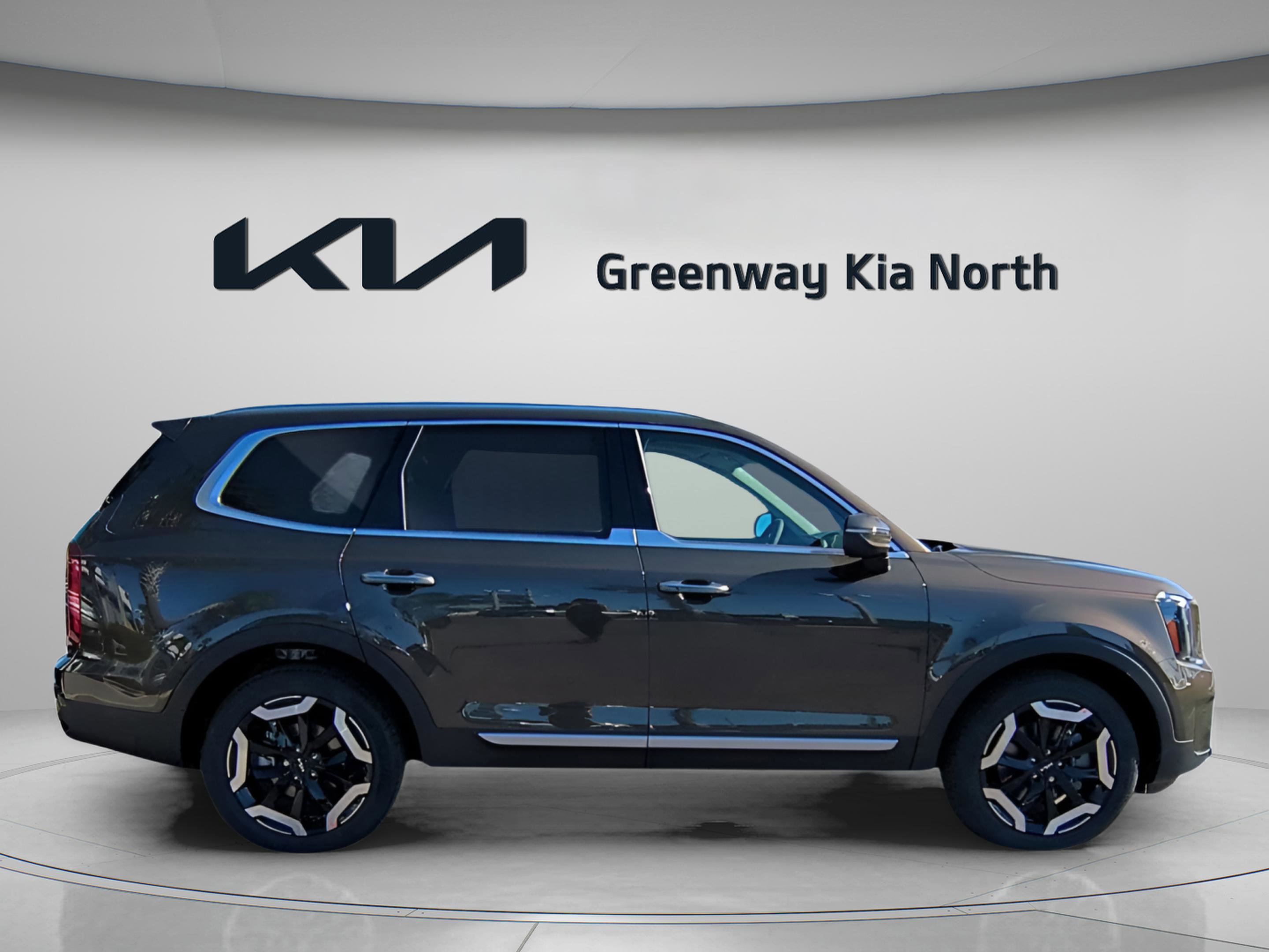 2025 Kia Telluride S photo 8