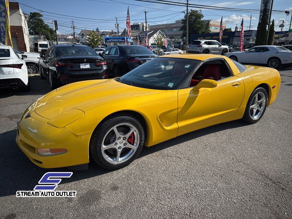 2004 Chevrolet Corvette Base photo 4