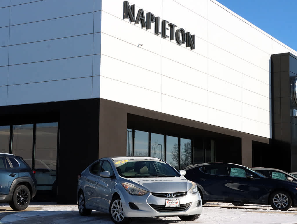 2012 Hyundai Elantra GLS's photo