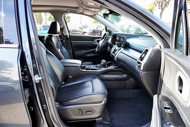 Used 2022 Gray Kia SX image 9