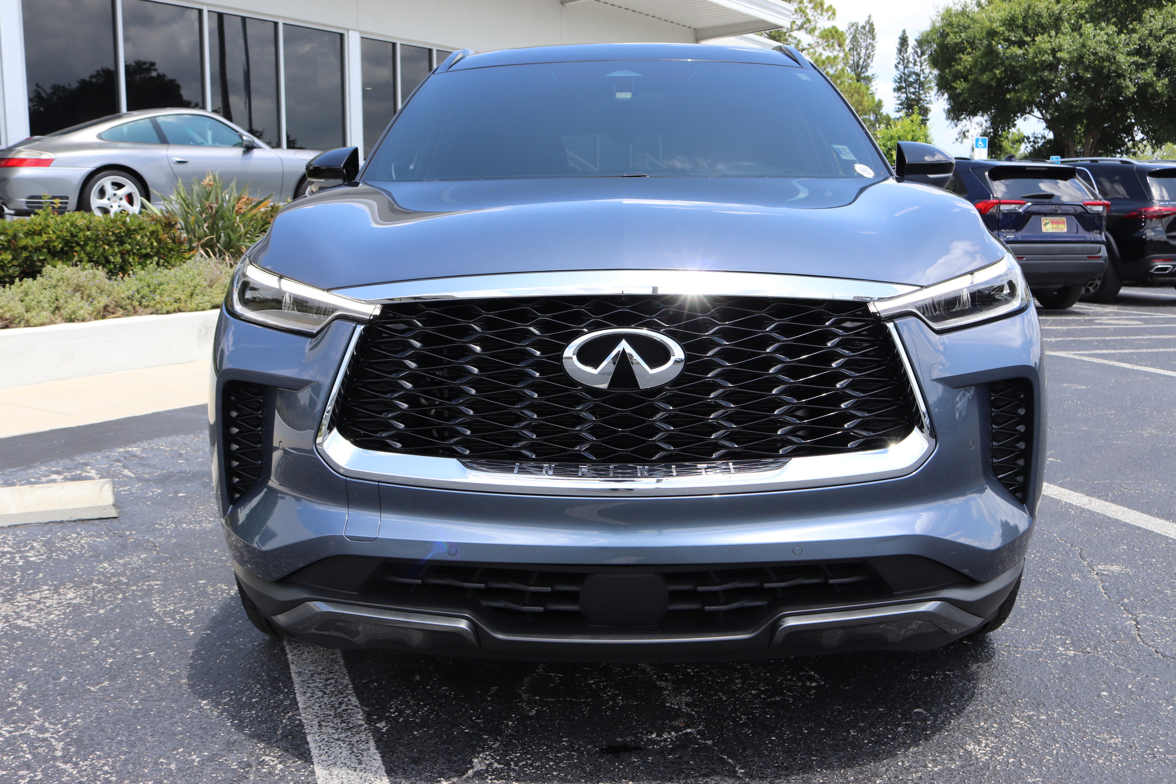 2023 Infiniti QX60 Autograph photo 8