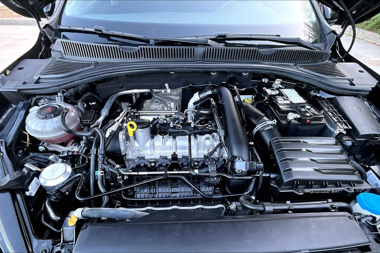 2021 Volkswagen Jetta SE R-Line photo 21