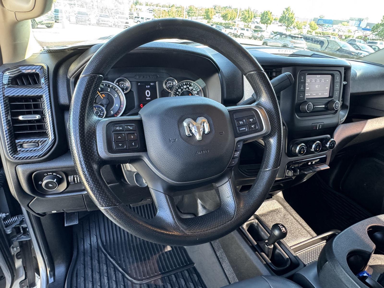 2020 Ram 2500 Tradesman photo 3