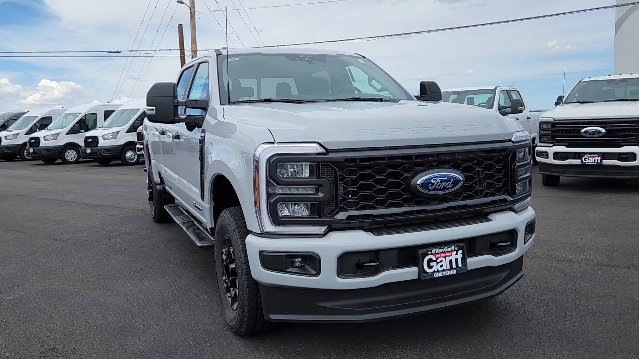 2026 Ford F-350 XL photo 4