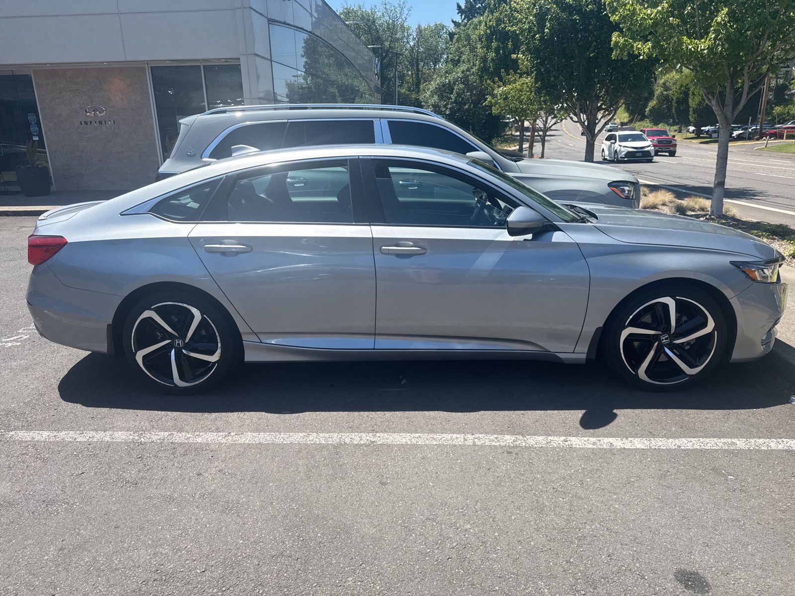 2020 Honda Accord Sport photo 4