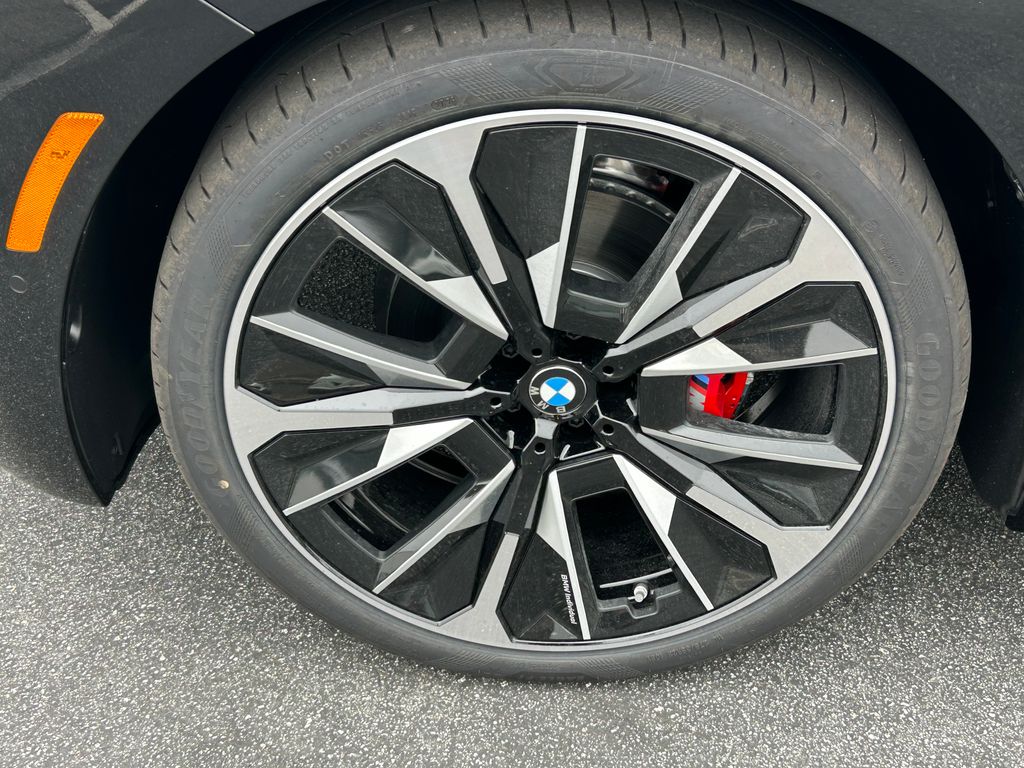 2026 Bmw iX photo 8