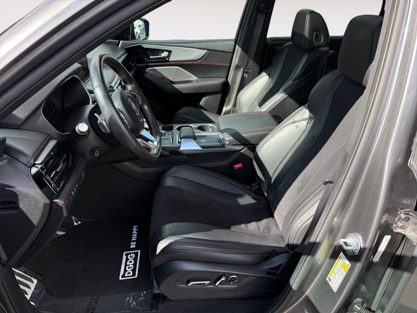 2023 Acura MDX SH-AWD A-Spec photo 10