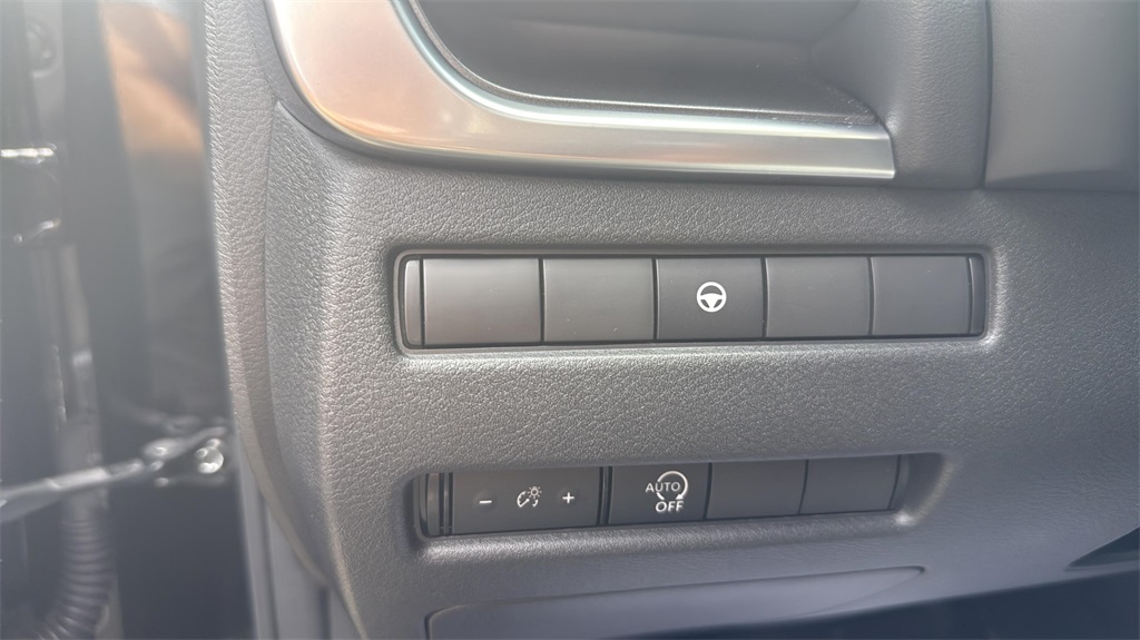 2023 Nissan Rogue SV AWD photo 20