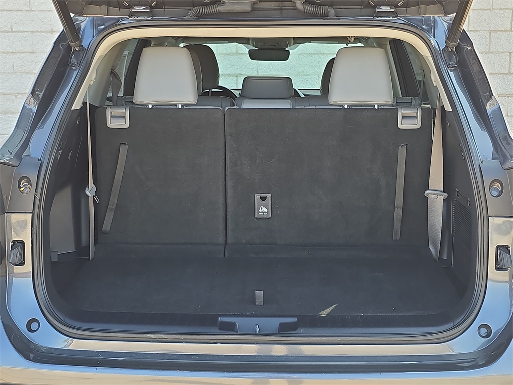 2020 Toyota Highlander XLE photo 27
