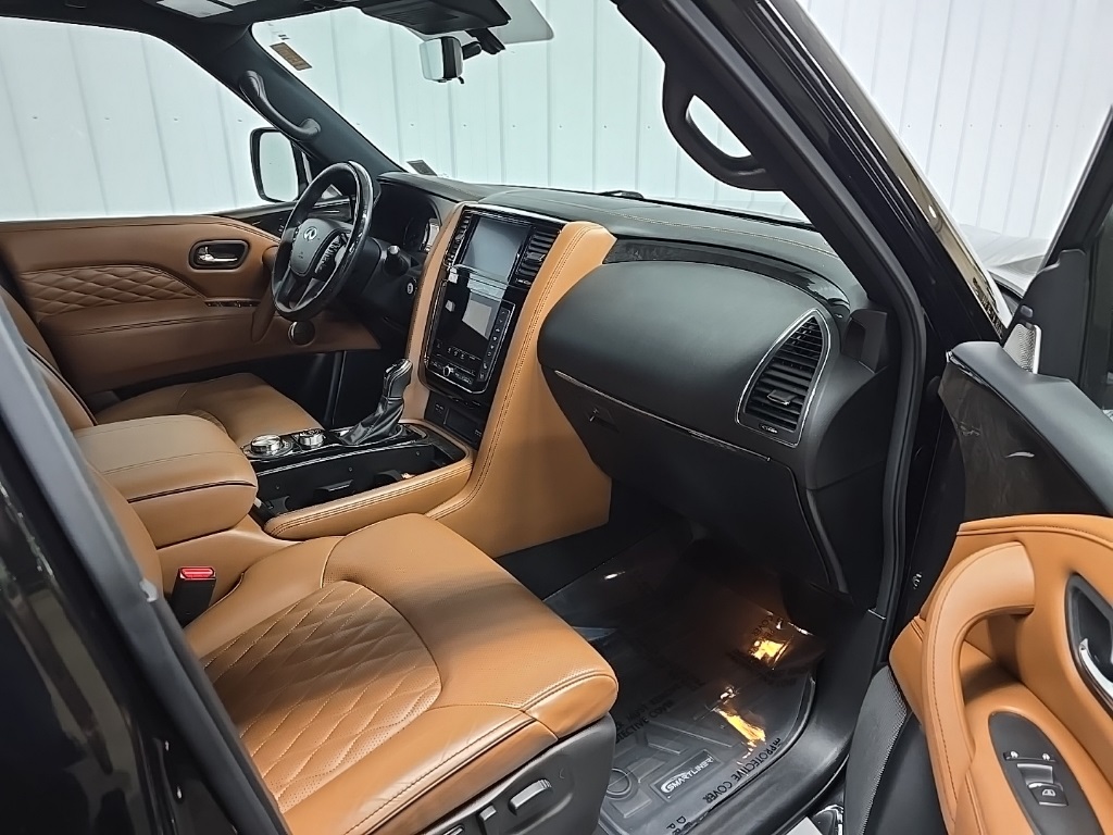 2021 Infiniti QX80 Sensory photo 15
