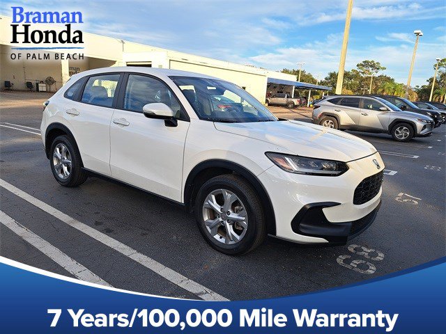 2025 Honda HR-V LX's photo