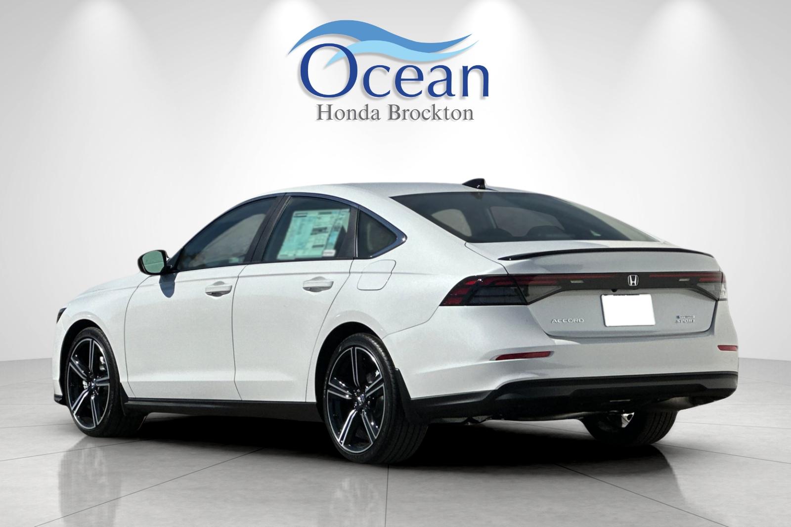 2025 Honda Accord Hybrid Sport photo 3
