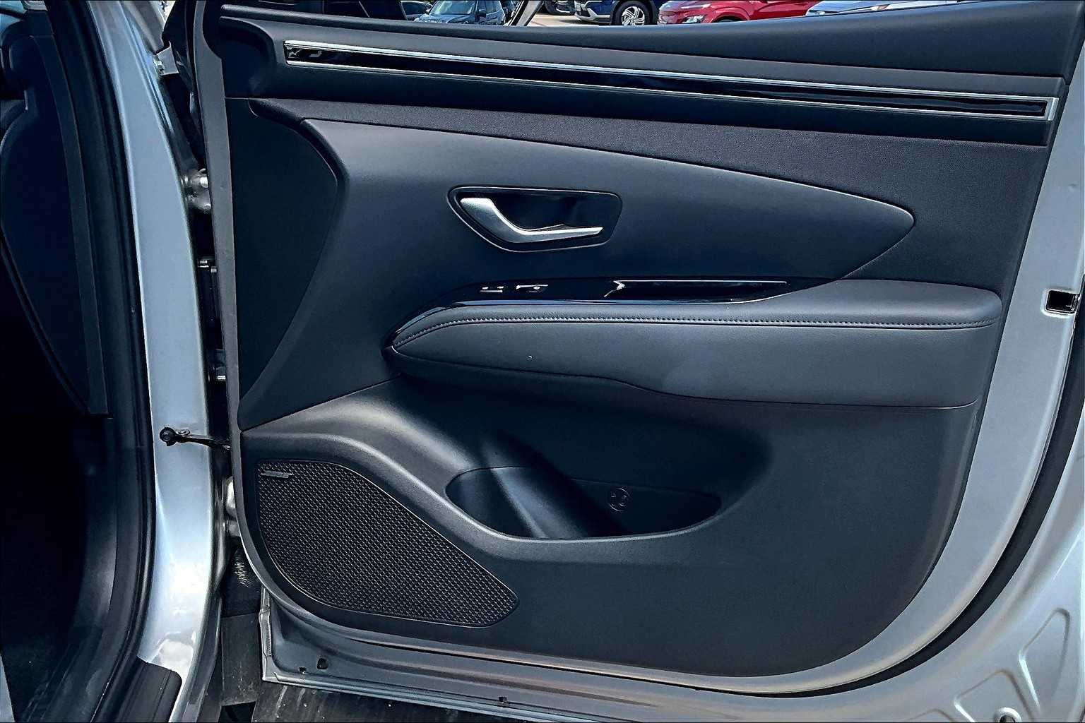 2024 Hyundai Tucson Hybrid Limited photo 18