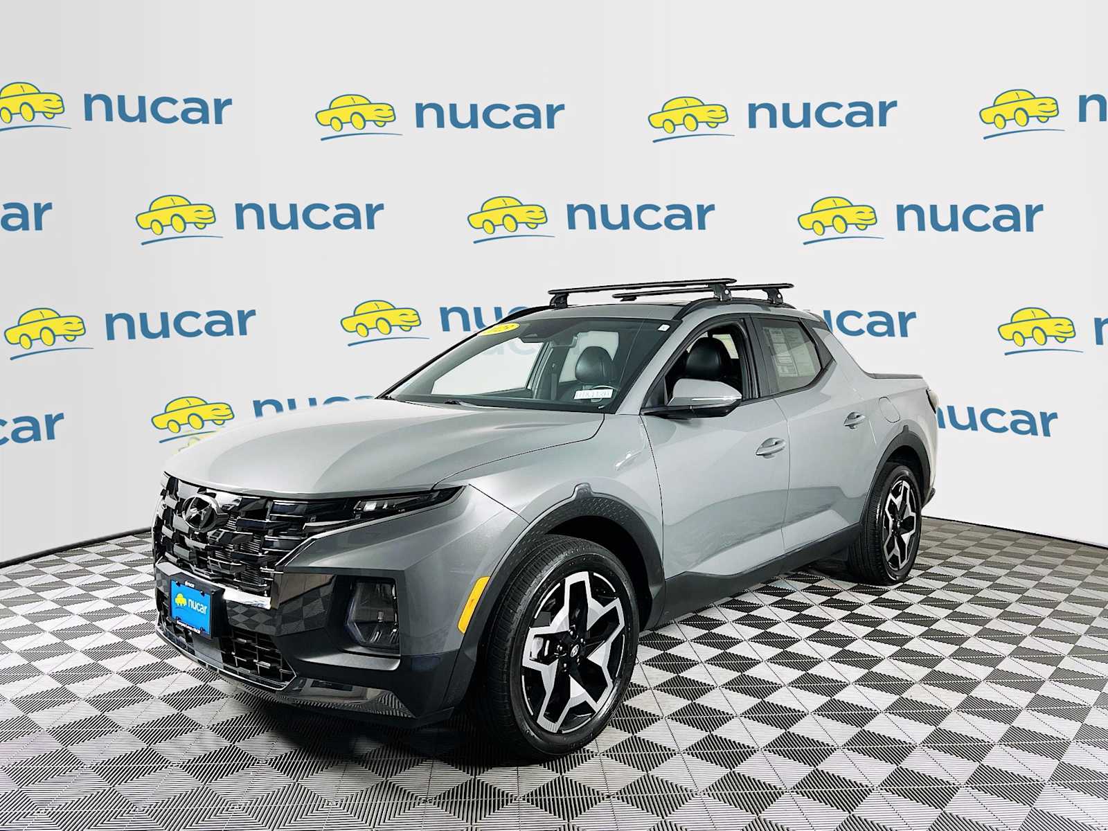 2023 Hyundai Santa Cruz Limited photo 2