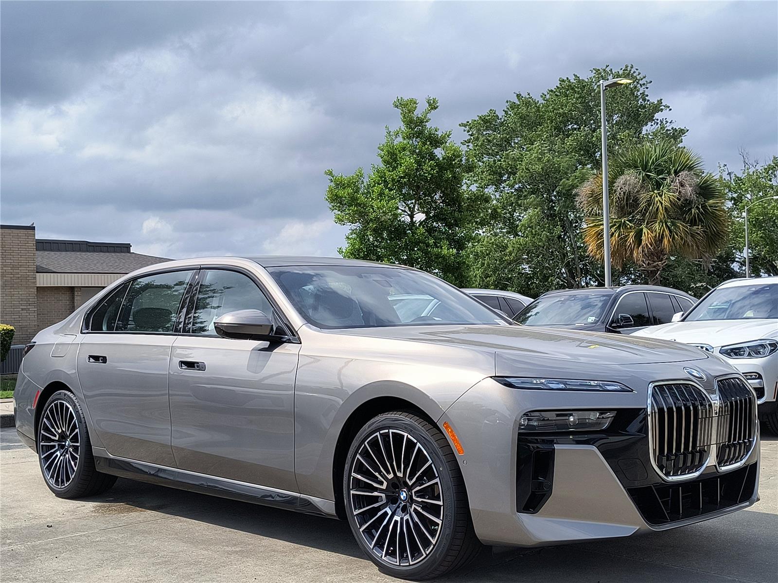 2025 Bmw 740i photo 3