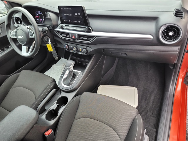 2023 Kia Forte LXS photo 19