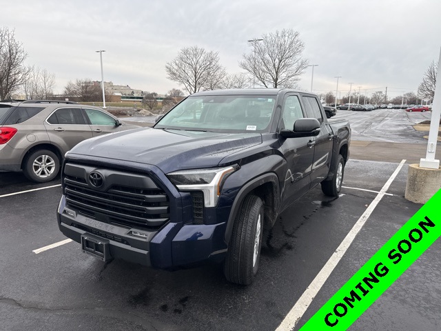 2023 Toyota Tundra SR5's photo