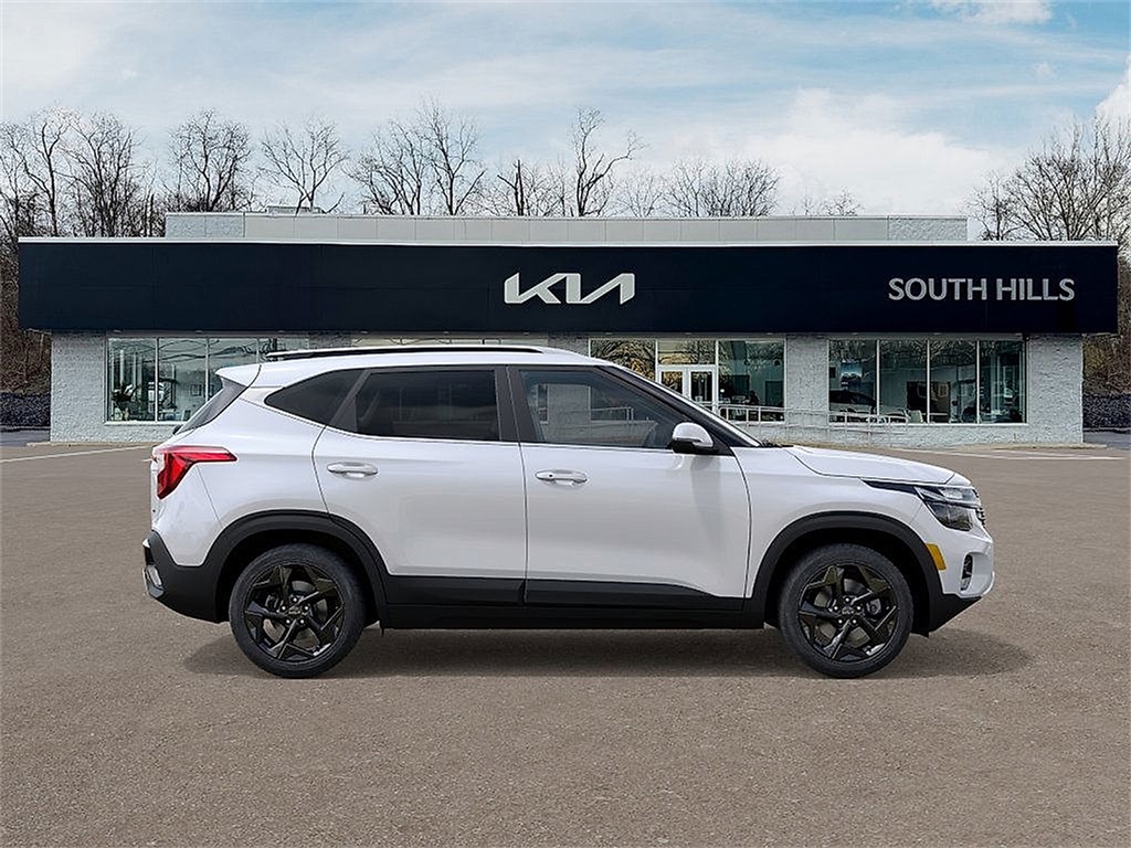2026 Kia Seltos EX photo 3
