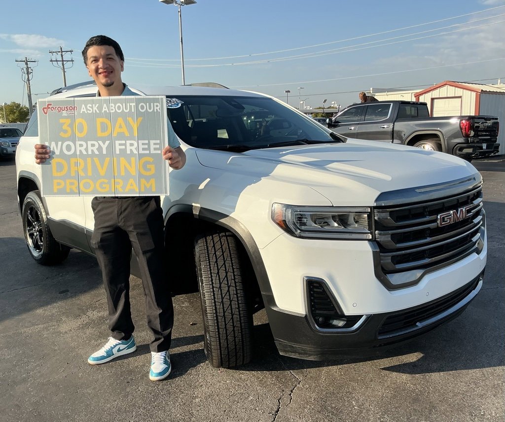 2022 GMC Acadia AT4's photo