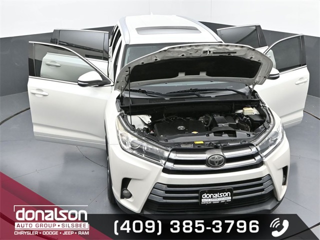 2017 Toyota Highlander Limited photo 22