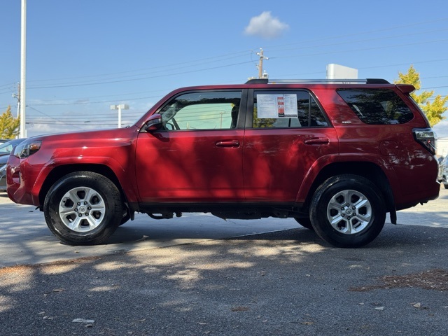 2024 Toyota 4Runner SR5 photo 4