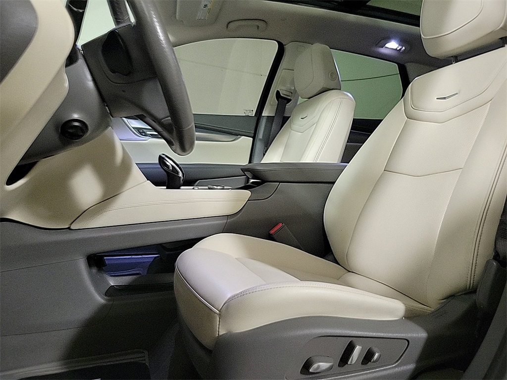 2021 CADILLAC XT5 - Image 10